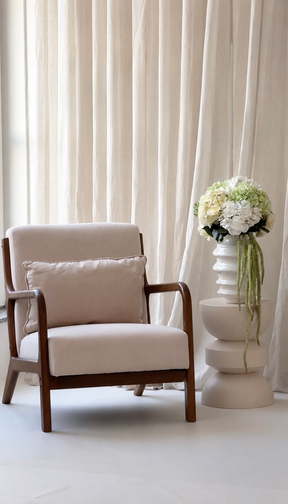 Lounge-Ecke, Tischarrangement